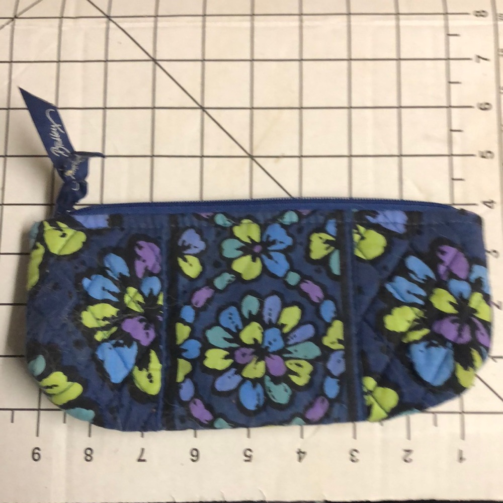 Vera Bradley Indigo Pop Zippered Bag White Lined Makeup